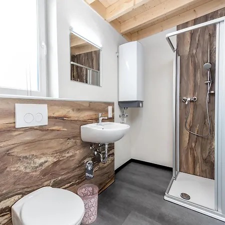 Lakeside Comfort In Hallschlag, Cleaning Included